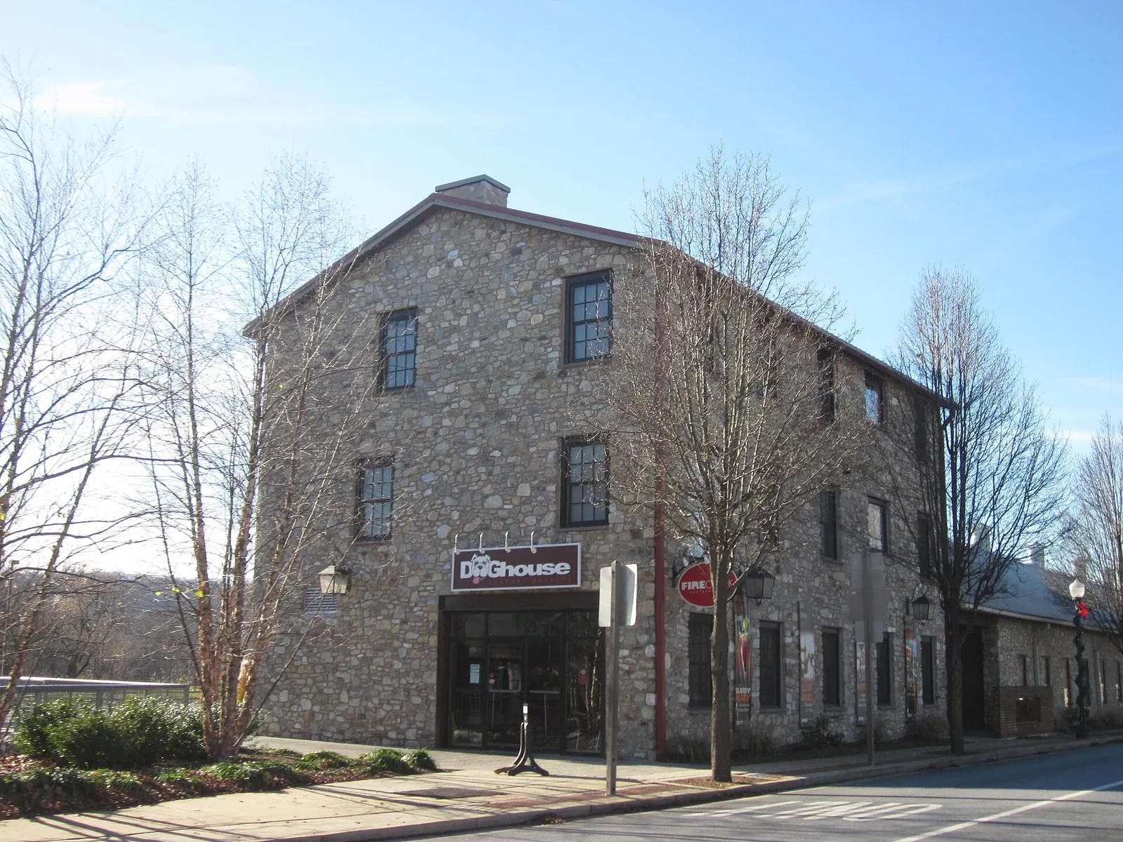 Downingtown avenue and storefronts